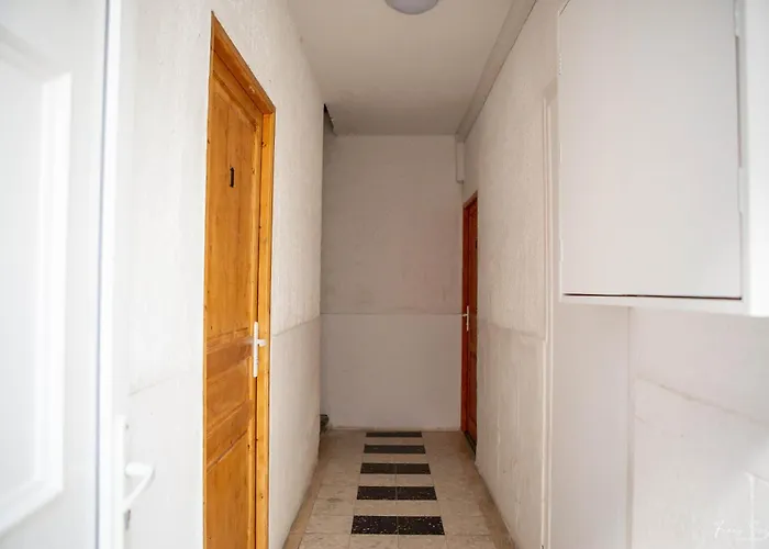 Апартаменты Confortables - Gare A 5 Min Pied - 20min De La - Terrasse