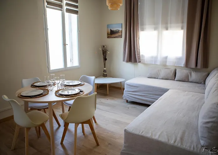 Confortables - Gare A 5 Min Pied - 20min De La - Terrasse