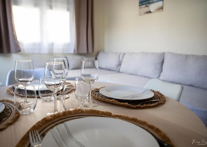 Апартаменты Confortables - Gare A 5 Min Pied - 20min De La - Terrasse