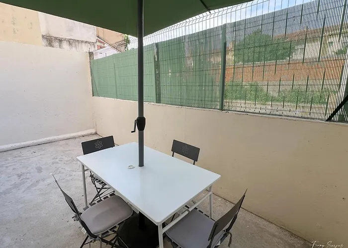 Confortables - Gare A 5 Min Pied - 20min De La - Terrasse Apartment
